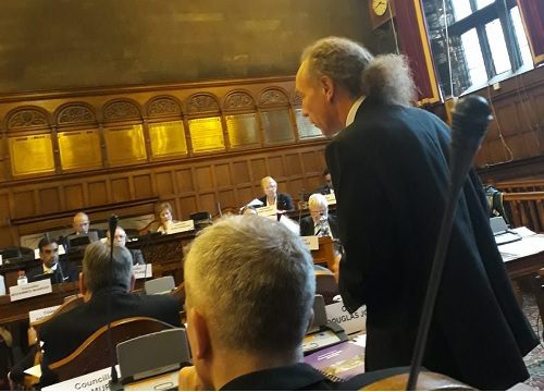 We campaigned for cleaner and safer streets. Every year, the Labour Council would vote against our  #budget proposals to promote  #cycling and  #walking, like £1 million extra for segregated cycle lanes.  https://sheffieldgreenparty.org.uk/2019/03/19/cllr-douglas-johnsons-speech-on-the-budget-amendment/