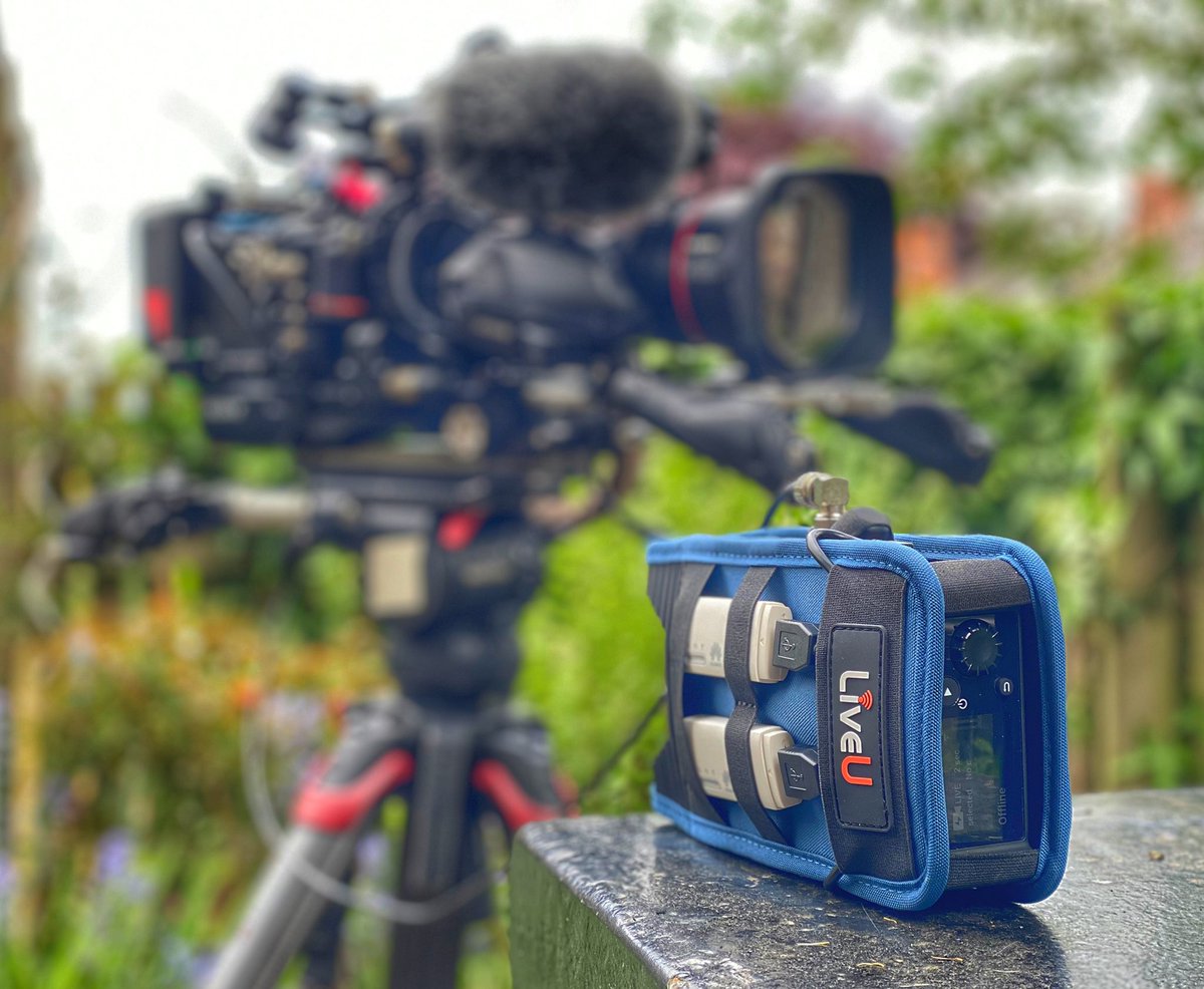 JAYoung101's tweet photo. #reinventinglive #futureisnow #liveu300 #setlife #livecrew #remotestreamedvideo #livestream #livetx #tvcrew Brand new LiveU 300 HEVC unit with experienced factual DP / camera crew ready to shoot your next live hit. https://t.co/p8YK22CuZy