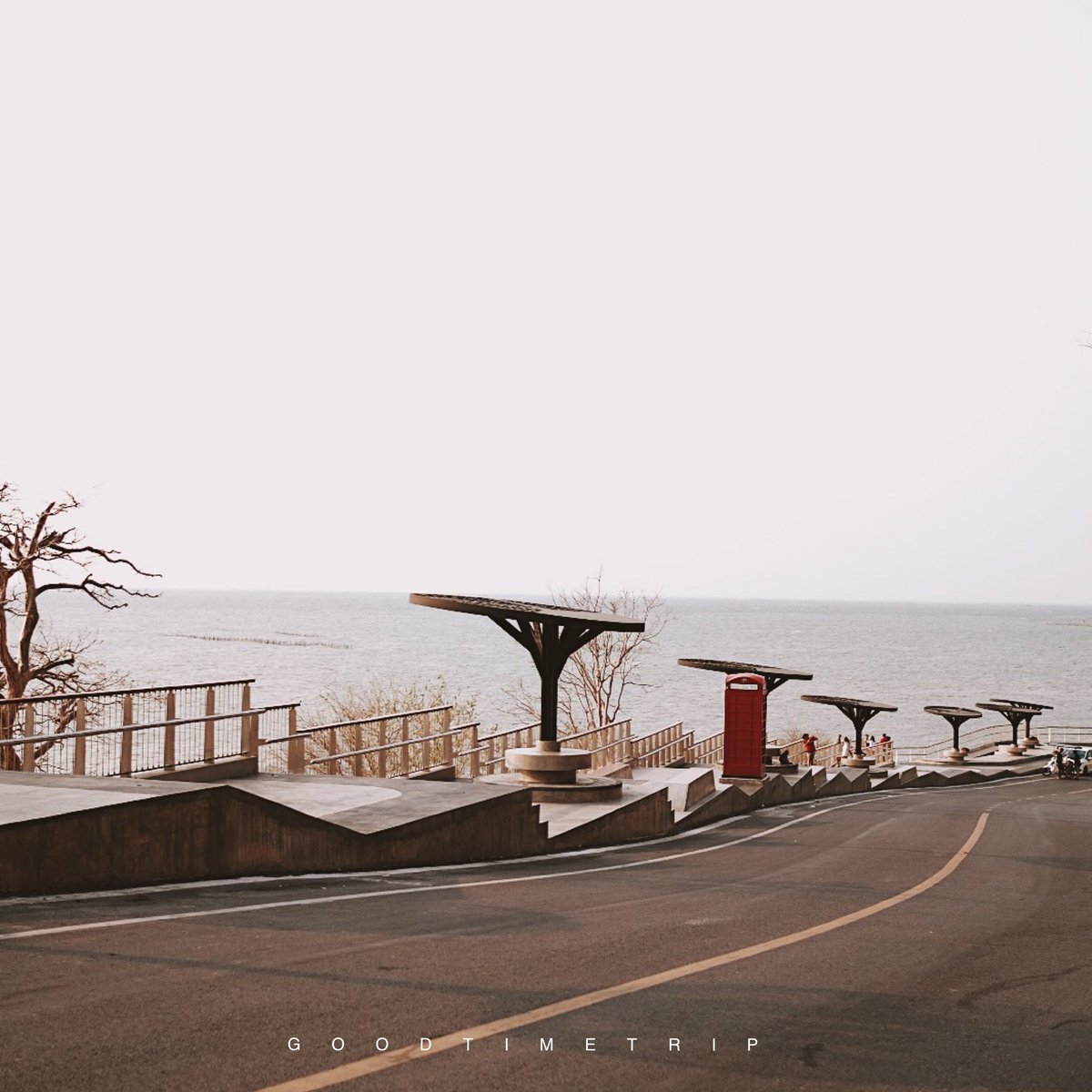 goodtimetrip's tweet photo. จุดชมวิวเขาสามมุข 🙂 ชมพระอาทิตย์ตกดินที่นี่สวยดีนะครับและ เพียงเราหันหลังกลับมามองทางเขาก็จะเห็นเขาหินรูปทรงต่างๆที่สวยไปอีกแบบนึง 

📍พิกัด: https://t.co/zl1kiFJg0D

#เที่ยวได้เที่ยวดี 
#goodtimetrip 
#จุดเช็คอินใหม่บางแสน
#เขาสามมุข
#ชลบุรี 
#บางแสน https://t.co/A6o694CE13