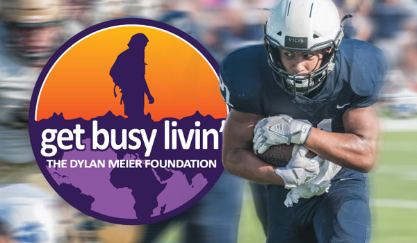 BREAKING: Mill Valley RB Tyler Green named recipient of the 2019 Dylan Meier Get Busy Livin' Player of the Year Award! kpreps.com/kansas/news/?i… #Kpreps <a href="/sportsinkansas/">Sports in Kansas</a> <a href="/Tyler_Green21/">Tyler Green</a> 
📝<a href="/cnichollHays/">Conor Nicholl</a> 
📷Lori Wood Habiger