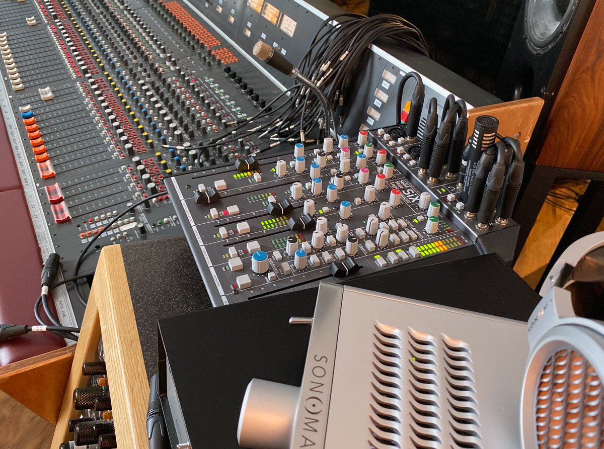 solidstatelogic's tweet photo. SSL SiX Helps DSD Audio Pioneer Gus Skinas Achieve Ultra High-End Results in a Minimalist Footprint
Full Story: https://t.co/LuWVVAPwpB
#SSL #SolidStateLogic #SSLSiX #DSD #DirectStreamDigital #Sony #HighDefinition #UltraHighDefinition #Jazz #Recording #SuperAnalogue https://t.co/VQxkMNI6o5