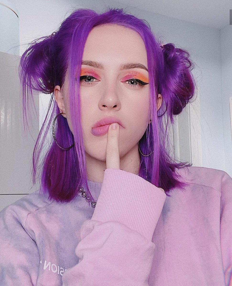 anna nikkol tweet media