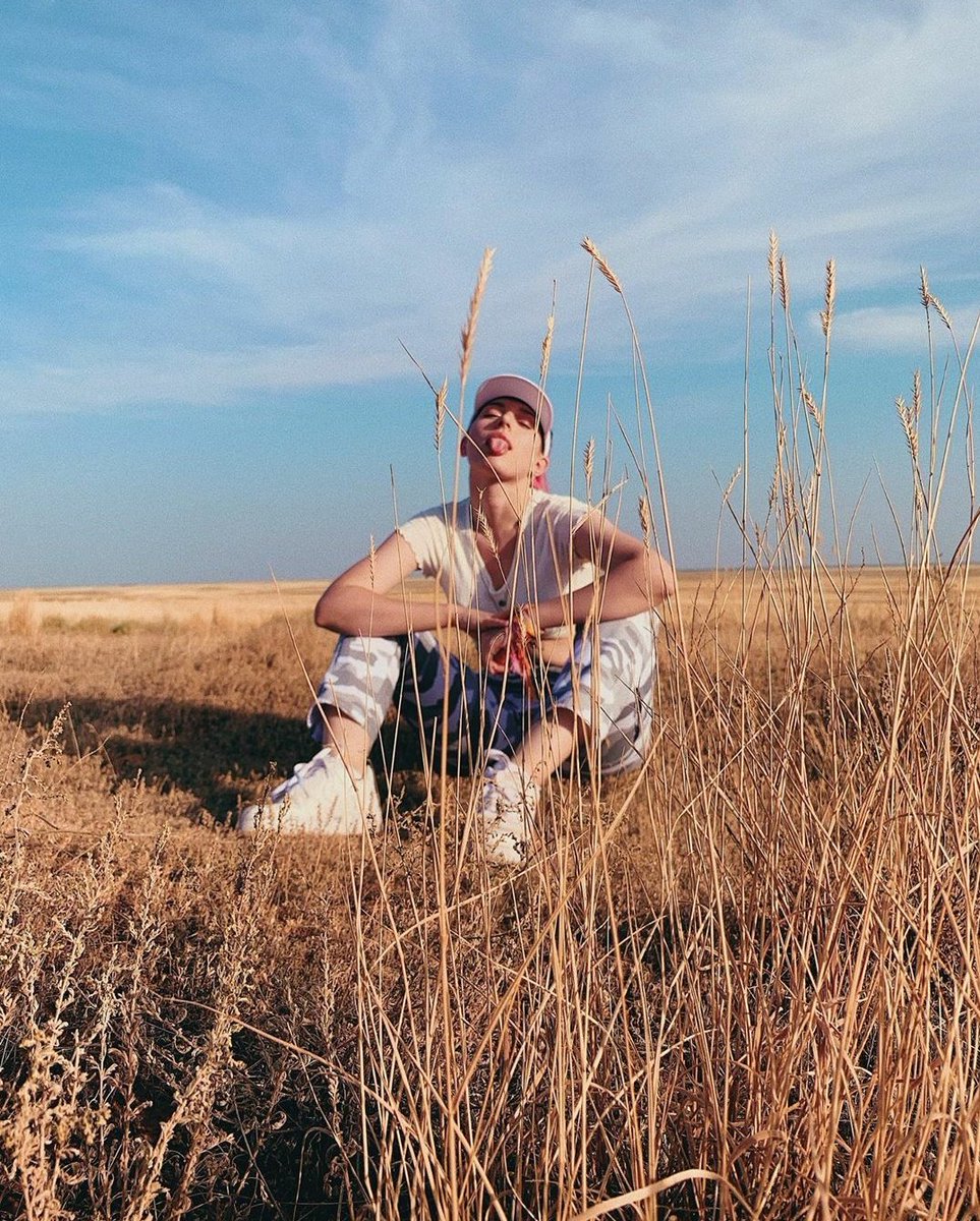 anna nikkol tweet media