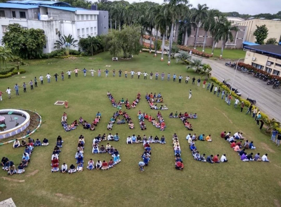 4d551512e0a8432's tweet photo. #stopagricultureprivatization Not allow students of private agriculture colleges to take admission in ICAR accredited colleges in Gujarat agricultural domain. Superior the education Prosperous the Nation. 
@CMOguj @PMOIndia @vijayrupanibjp @nstomar @narendramodi @rcfalduofficial https://t.co/6UAyvK5GBl