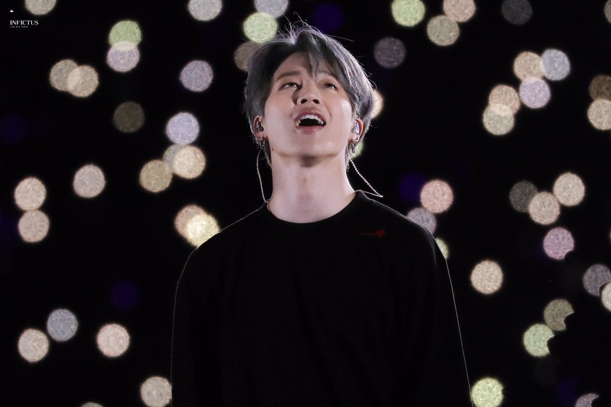 jeonchives's tweet photo. “Seeing tens of thousands of fans from the stage is such a happy feeling. It’s such a beautiful sight. It’s like you’re seeing a really pretty sunset.” — Park Jimin https://t.co/gq1NNf1ncv