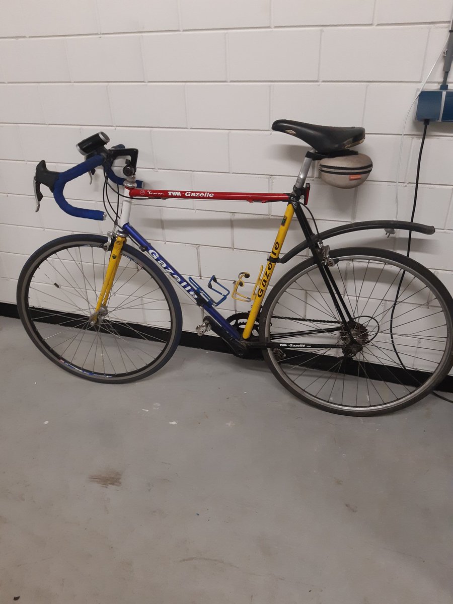 Mooi retro fietsje😁