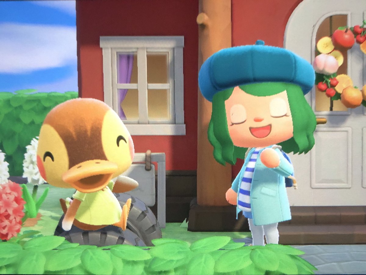 Ciraah's tweet photo. I would go to war for this duck https://t.co/Mwxk5kW6qt