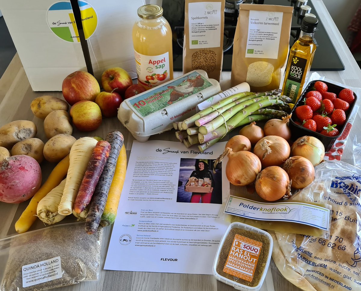 Karin_B_E's tweet photo. Goedgevulde #Flevourbox ontvangen van @flevournl met daarin de 'smaak-van-Flevoland' 🍽👇
#supportlocal #supportyourlocals https://t.co/JFRPf96HGz