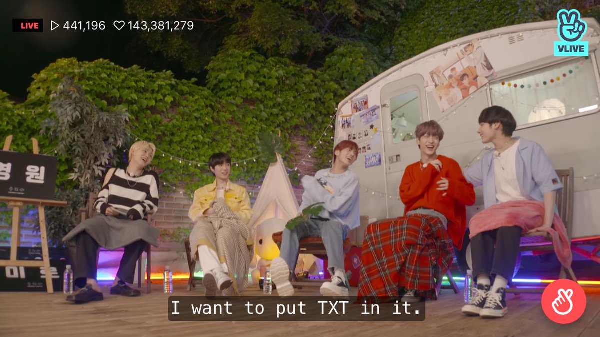 Soobinssshi's tweet photo. WE WILL PROTECT YOU AT ALL COST!
Hehe 사랑해요!! 🥺💖
.
.
.
.
.
.
.
#TOMORROW_X_TOGETHER #TXT
#투모로우바이투게더 #SOOBIN #YEONJUN #BEOMGYU #TAEHYUN #HUENINGKAI #PHMOA #DreamChapterEternity
#TXT_Port #TXT_Starboard @TXT_members @TXT_bighit https://t.co/ux2QpbpI91