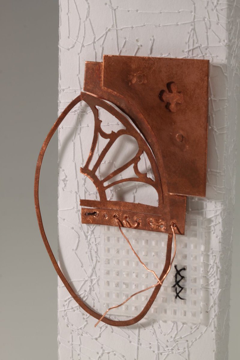 lcbdepot's tweet photo. #designcraft #exhibition

‘Mixed media brooch and stand’ by Charlotte Heap explores the architecture of Leicester in metal &amp; stitch combining decorative &amp; wearable elements. Find out more at https://t.co/Jf5mblTZOX

@outworkshop @DMUDesignCrafts @Art_and_design 
#metal #textiles https://t.co/zK7IWMmG4a