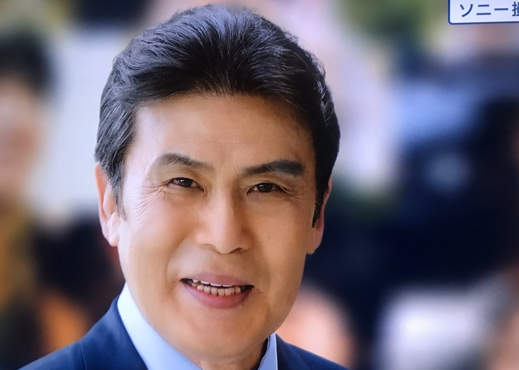 くらら Al Twitter ソニー損保のcm見てたら ふと松本白鸚さんの眉毛が左右で全然違うことに気付いてしまった 片方書き忘れたんだろうか T Co Ft6k2zc4er Twitter