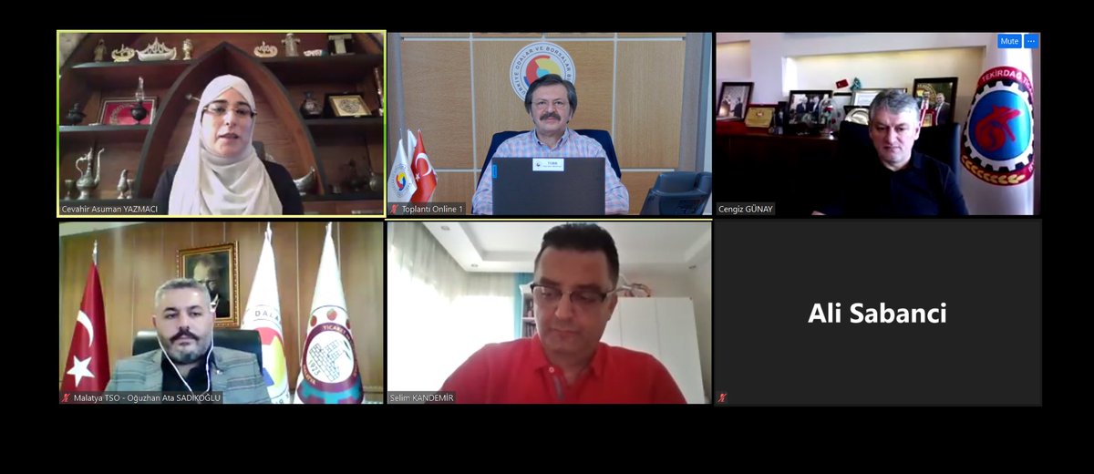 RHisarciklioglu's tweet photo. Kadın ve Genç Girişimci Kurullarımızın Başkanları İcra Kurulları ve İl Yönetimleriyle webinar ile bir araya geldik. Salgın sonrası ülke çapında girişimcilerimizin yaşadığı sıkıntıları ele aldık. Kurul üyesi girişimcilerimiz ilgili kamu idarelerine iletilecek konuları aktardılar. https://t.co/NMOcFTKixm