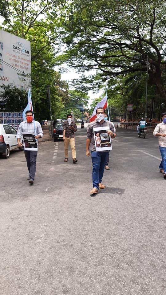 abulaalasubhani's tweet photo. Don’t  worry Asif! Even in lockdown your friends are holding your images and protesting for you ....
#ReleaseAsifTanha https://t.co/65mwXYq448