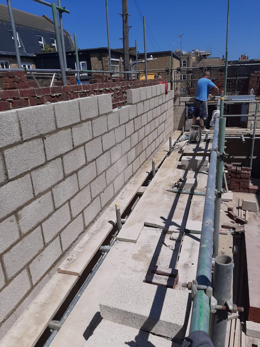 We are glad to be back at work, but what a scorcher of a day today ☀️🥵
⠀⠀⠀⠀⠀⠀⠀⠀⠀⠀⠀⠀
Making good progress on site though, taking up internal solid concrete block walls, ready for the steels to go in 💪🏼😎

#builders #kent #construction