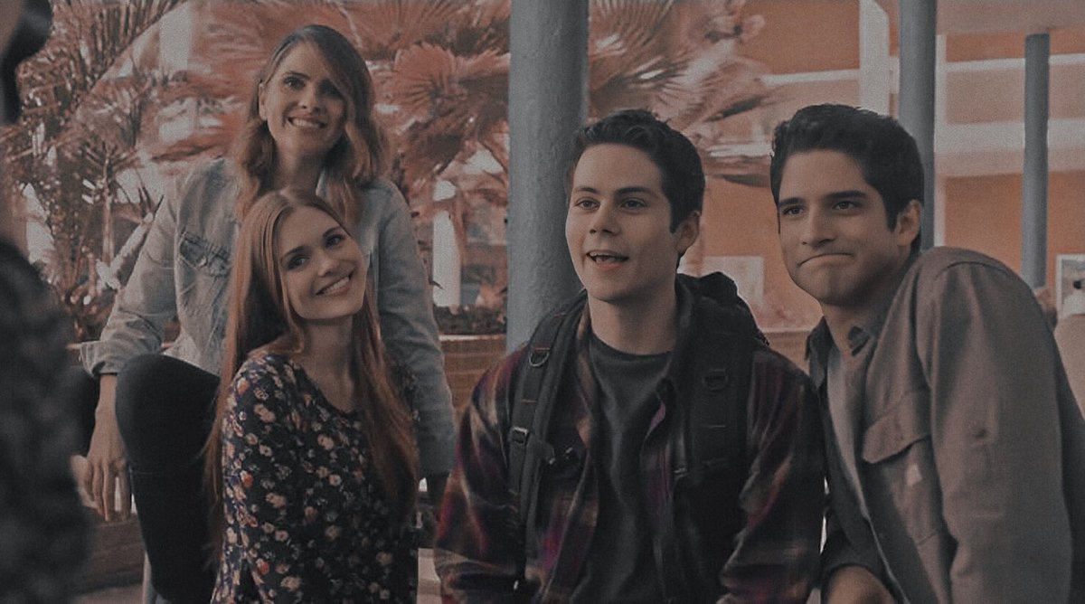 —teen wolf the friendships nd dynamics shown in this show b/w each nd every character is to die for i mean i love every character starting from scott stiles derek malia liam theo allison lydia sheriff stillinski to evn peter fr tht matter ooff love the bonds <3  #TeenWolf