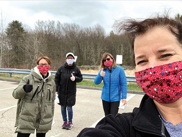 SHIELD_BUSPH's tweet photo. #schoolnurses in Northborough/Southborough are helping deliver two lunches 3x a week to over 320 students. They are also able to conduct wellbeing checks on students to ensure their families are healthy and have everything they need during #COVID19

https://t.co/dmGCSor0GI https://t.co/zjiiJyr0pL