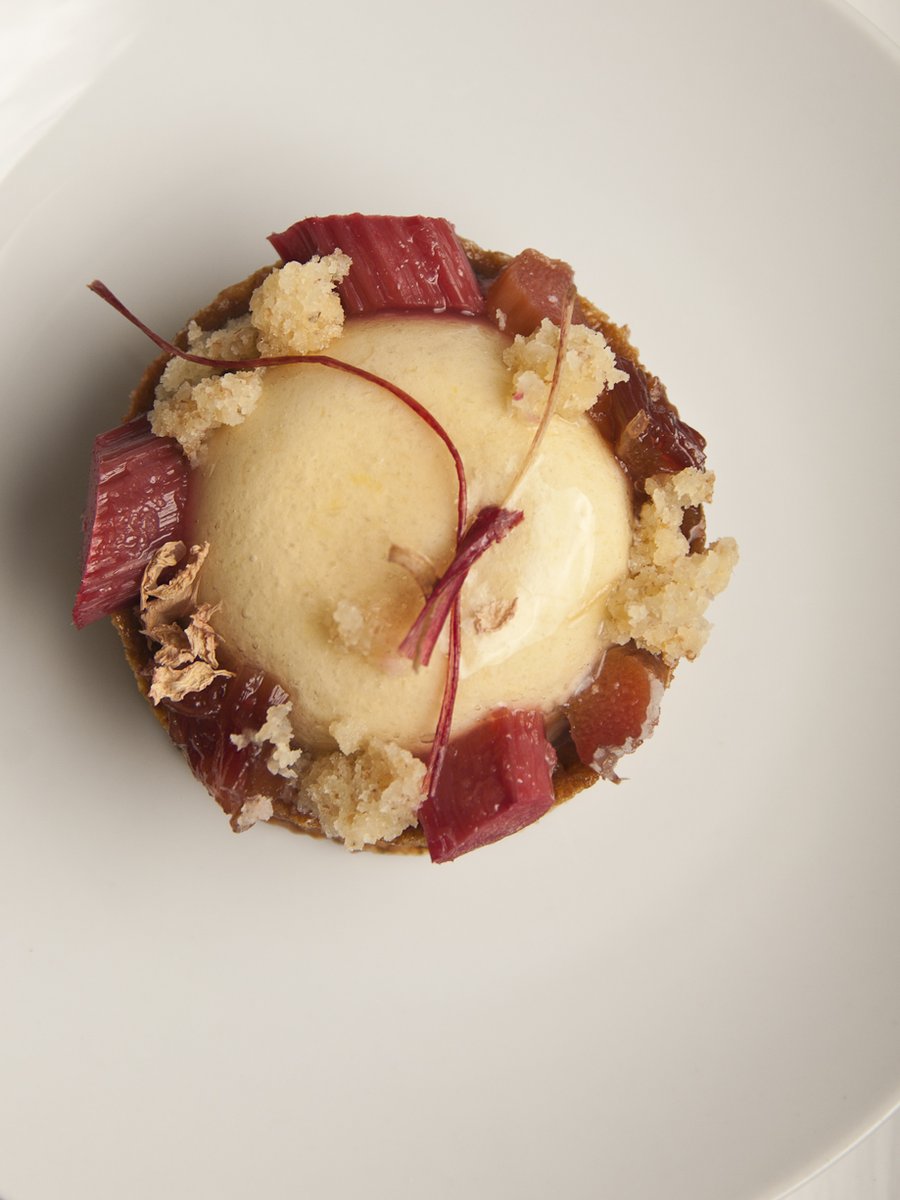 shutishuti tweet media