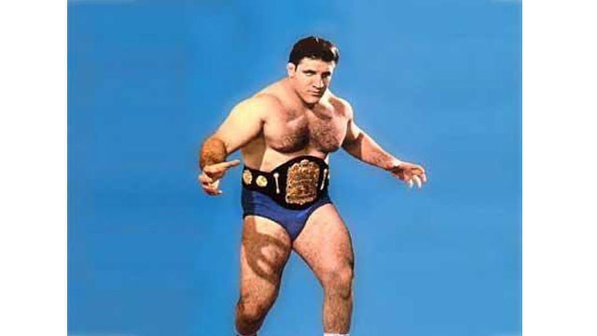 1975 was a lot more eventful for Bruno as he would lose the title twice before regaining it shortly after.“The Golden Greek” Spiros Arion would win the title via DQ.Later, the villainous Nazi Waldo von Erich would win his 2nd WWWF Title by count-out. #WWE  #AlternateHistory