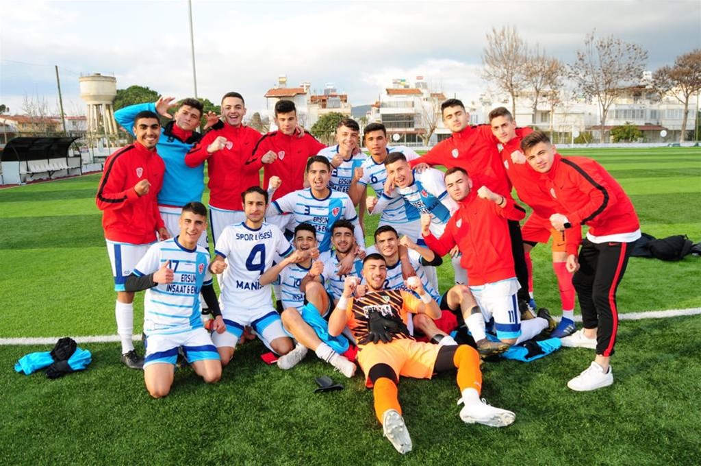 GSB_Manisa's tweet photo. #Sporcuyuzbiz azimliyiz
@kasapoglu 
@gencliksporbak
@ozturkyunus45 https://t.co/VirUvKuUFL