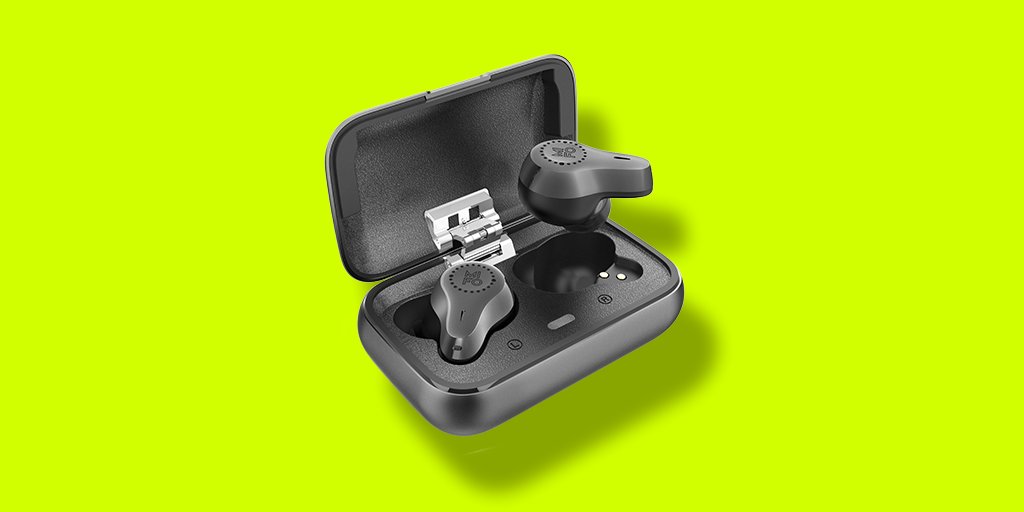 mifotechnology's tweet photo. 🗣Battle of the speakers! 
Dual balanced armature speaker or dynamic speaker? 🔊🎵
#Mifo #truewirelessearbuds #O7 #dual #balancedarmature #dynamic #thinkgreen #speaker https://t.co/k1PXCG8QeQ