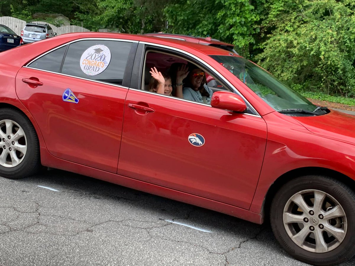 OGESeagles's tweet image. We love our 5th graders! @CherokeeSchools #OGESfam