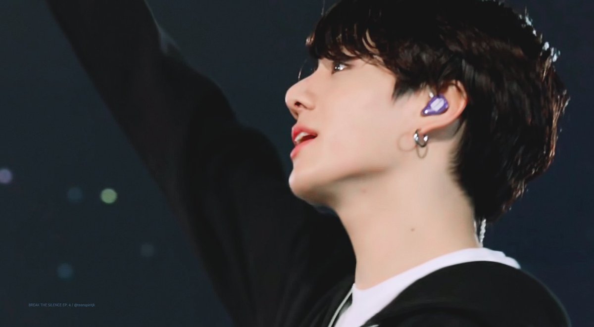 teenspiritjk's tweet photo. #정국 #JUNGKOOK @BTS_twt https://t.co/BclNCJTgPv