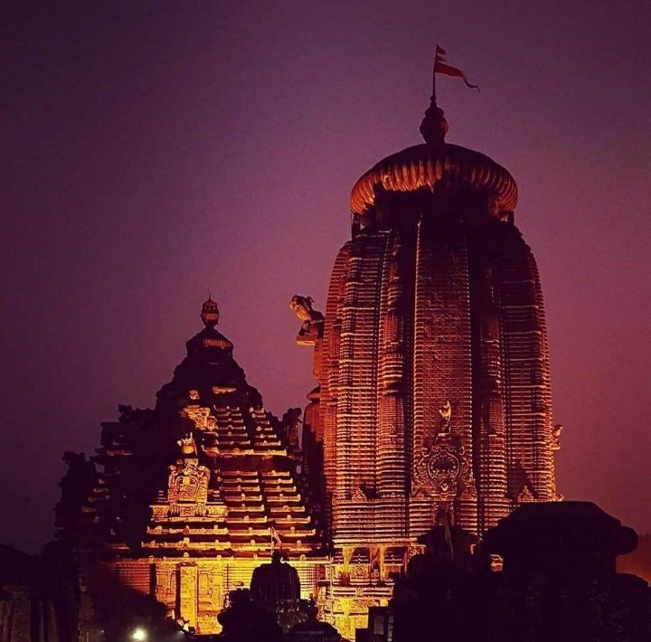 Lingaraja Lingaraja Temple, built in the 11th century is one of the oldest temples in Bhubaneshwar. Built by king Jajati Keshari of SomaVansh, the main tower of the temple is 180-ft in height. It is built in red stone & is a classic example of Kalinga style of architecture.