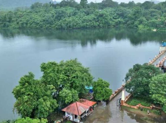 prdlivekerala's tweet photo. പ്രളയനിയന്ത്രണം: നദീതട അടിസ്ഥാനത്തിൽ നിരീക്ഷണ സമിതികൾ രൂപീകരിക്കും
https://t.co/UU5sg1sLfl
#kerala #keralafloods #dammanagement #waterresources #keralarains https://t.co/yyZv1A52pV