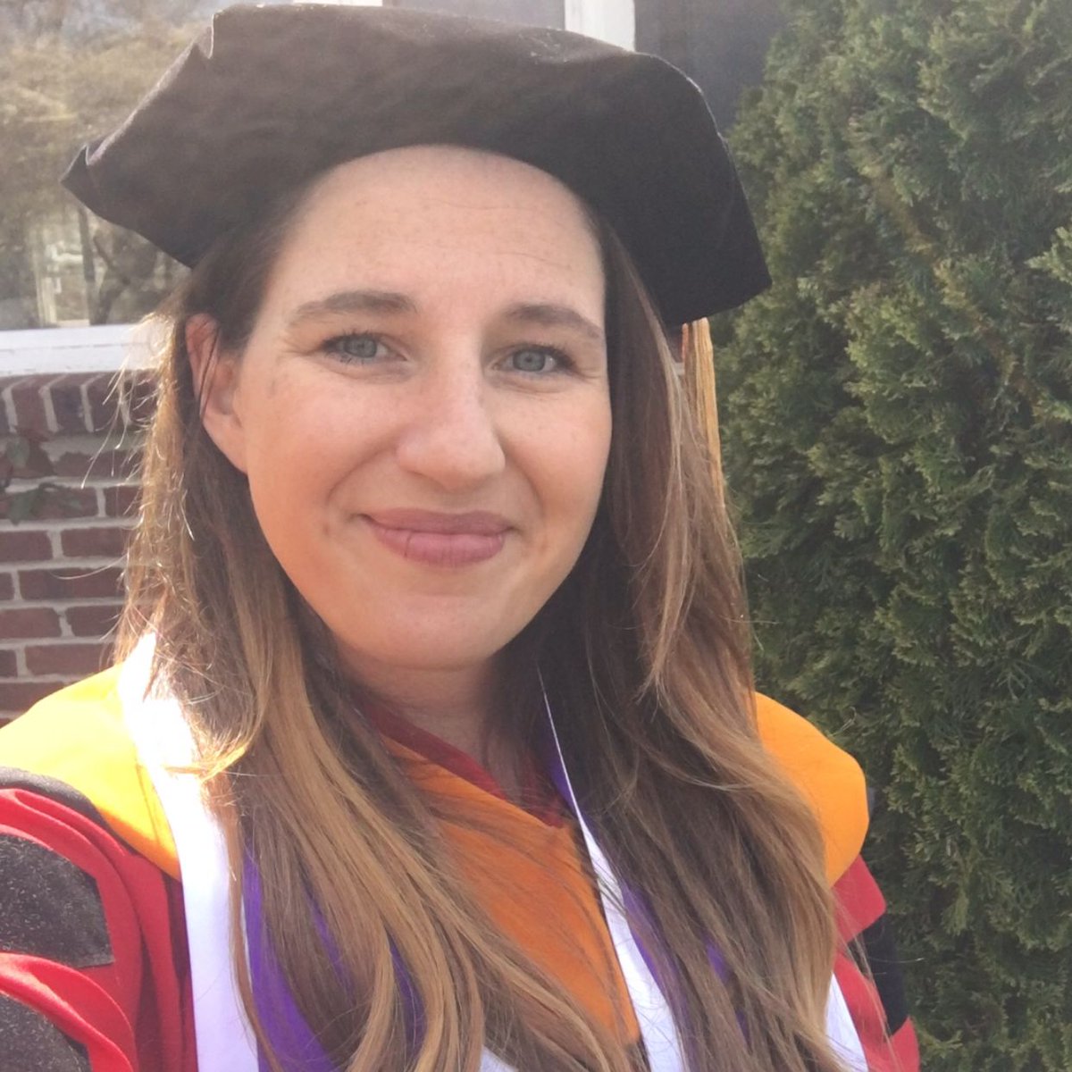RU_nursing's tweet photo. Student Highlight: Meet soon-to-be grad Carol D’Innocenzio, first place winner for her DNP poster at a regional research conference! Congrats grad! Read more below. #RUnursing2020 #RUpride https://t.co/4pZJjaPIX3 https://t.co/dTlN5875Zg