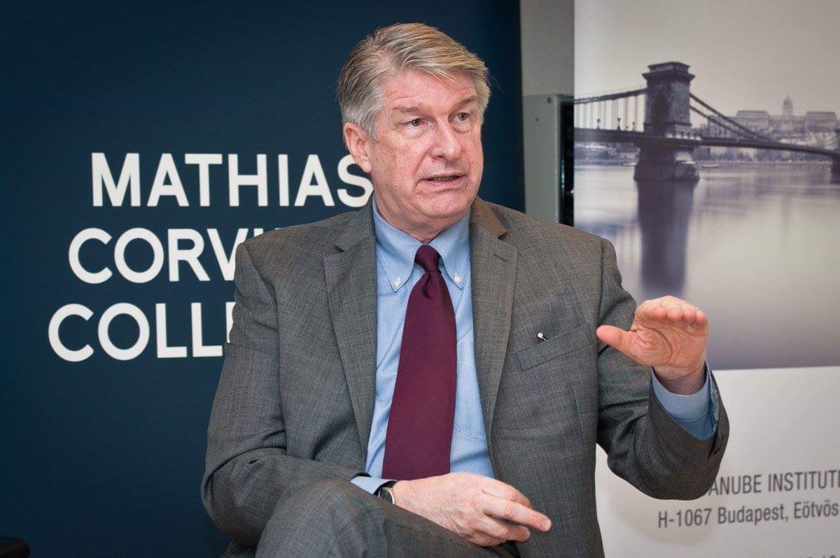 Mathias Corvinus Collegium tweet media