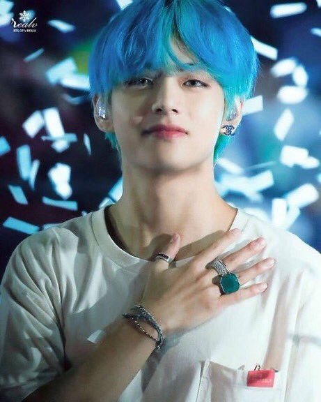 [end of thread] taehyung has the warmest heart:( i love him so much