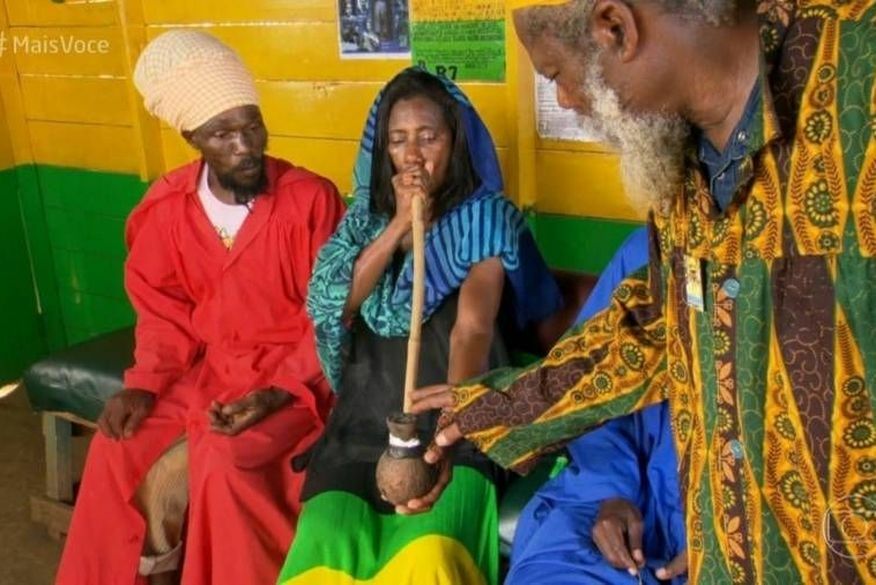 NoticiaPB_'s tweet photo. Agora no #NoticiaPB “Até hoje, não sei se voltei”, diz Glória Maria sobre quando fumou maconha na Jamaica #noticia #guarabira #pb https://t.co/1x2ijO8It1
