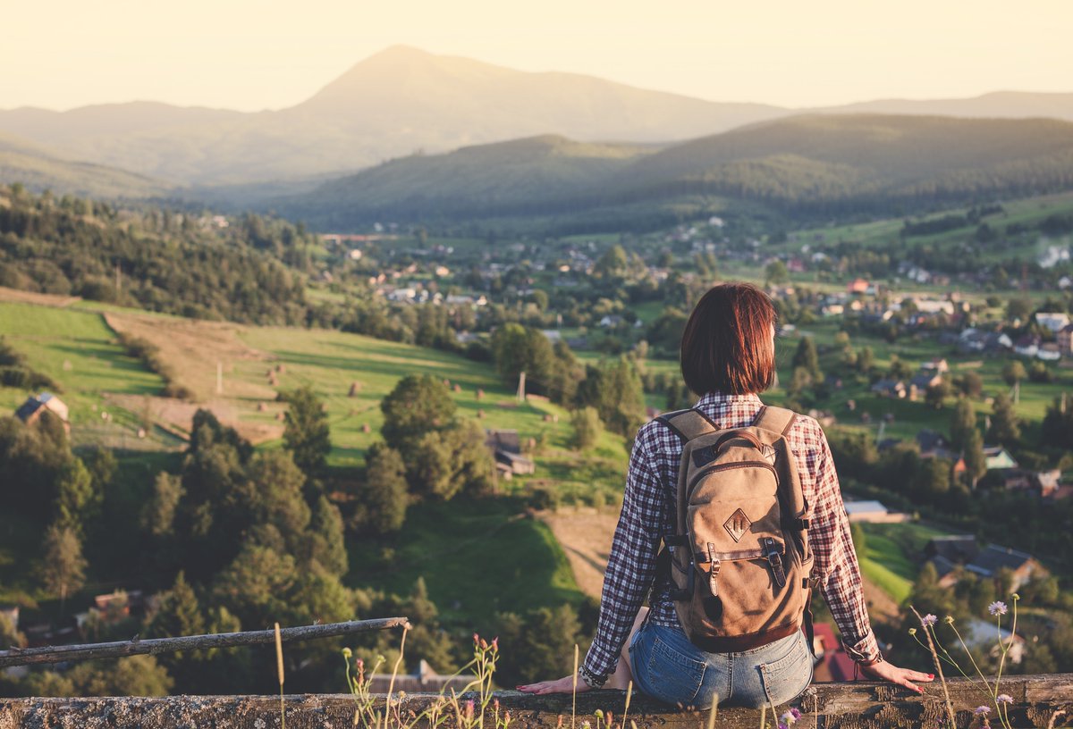 PortholeCruise's tweet photo. Here are some off the grid vacation options we’re wild about to make your summer 2020 the best ever!

@Airbnb @harvesthosts @YCOyacht @vrbo
 
#Summer2020 #Vacation #Travel #IsolationVacation

https://t.co/w2d9yWXrrU https://t.co/QtUAVjx4er