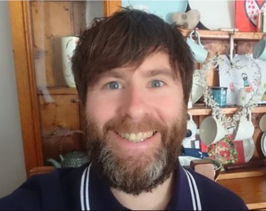 Our careers adviser, Dylan, provided advice and guidance on @bbccymrufyw this morning for school leavers and graduates on their next steps. 😊 You can read the full story, here ➡️ bbc.co.uk/cymrufyw/52715…