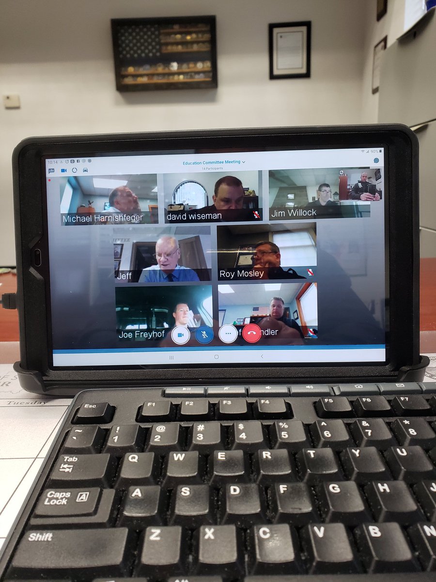 ChiefShughes's tweet photo. Attending the @OACP1 Education Committee Meeting with @chief_mosley, @chiefcappy507, & other LE leaders from throughout Ohio.
#trainingisknowledge #KnowledgeIsPower #Leadership #supervision #neverstoplearning https://t.co/jJvLep9xiC