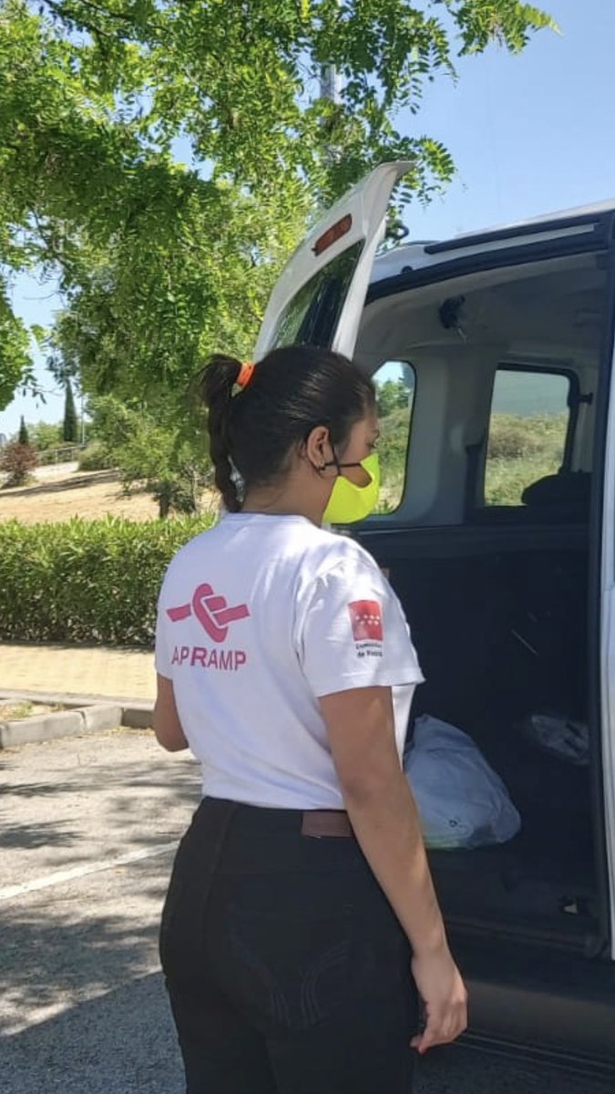 APRAMP's tweet photo. En todas partes La Unidad Móvil #contralatrata @APRAMP sin parar #detectando a mujeres u niñas victimas de Explotacion sexual en #covid19 sin parar las protagonistas #supervivientes que informan 24h #sumando en #DDHH señalando a los #victimarios https://t.co/rzStm7RTQS