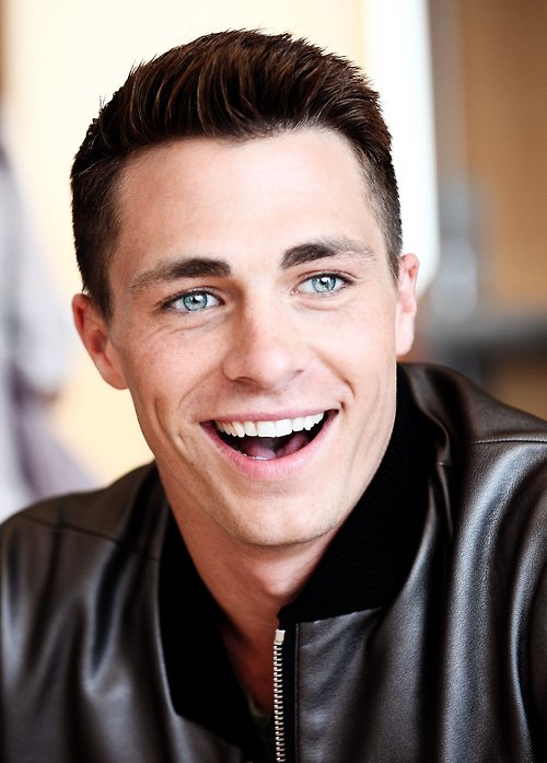 Here's a thread of irrefutable evidence that  @ColtonLHaynes is not who he claimes to be ... He’s in fact a reptilian and I can prove it.