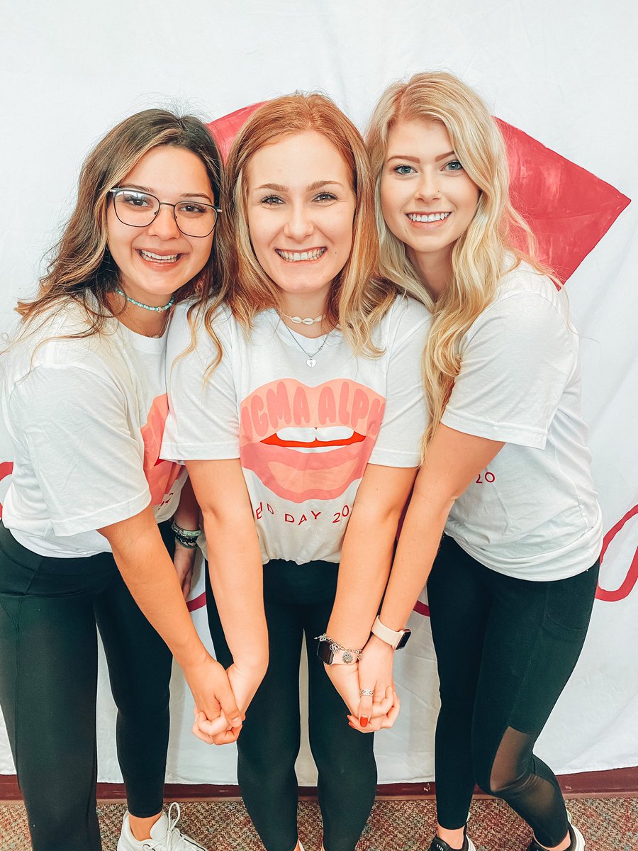 HSUSigmaAlpha's tweet photo. Taking time to look back on all the wonderful memories made with our sisters! Although the year was short, the memories are sure to last a lifetime💋💄❤️ #imissmysisters#sigmaalplahsu https://t.co/q0OZiLJ6d8