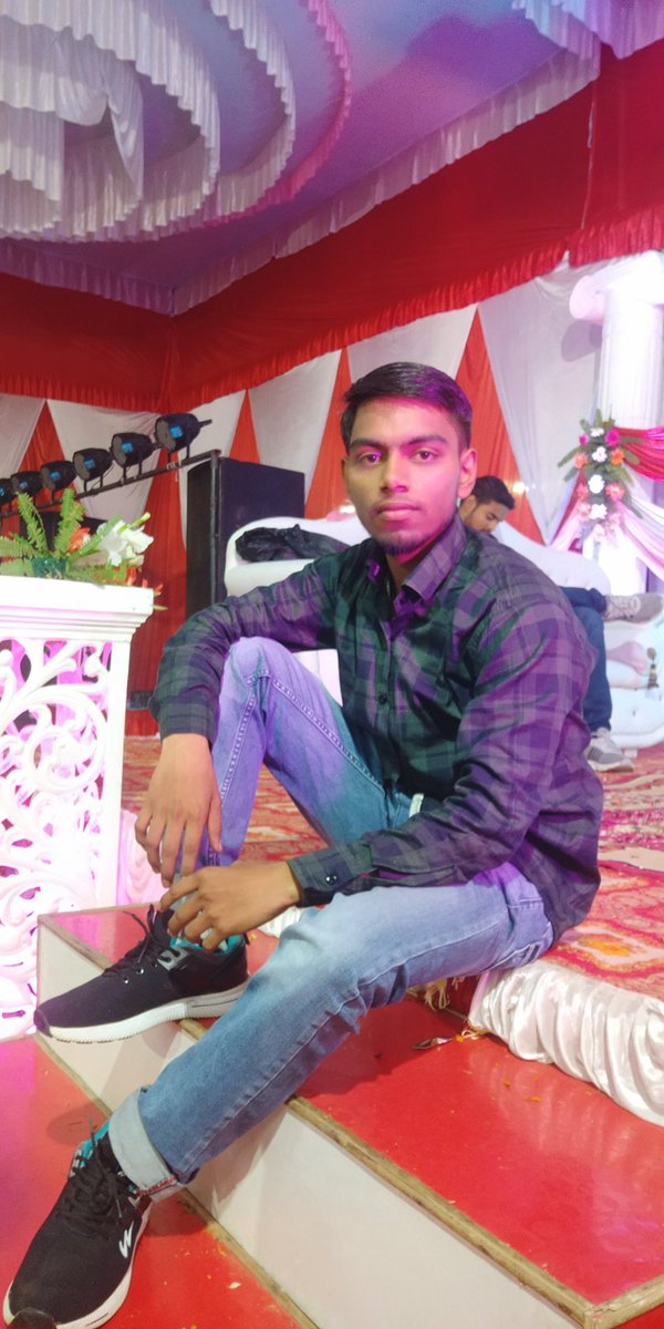 Durgesh_86's tweet photo. जन्मदिन तुम्हे मुबारक हो..
हर दिन युही खुस रहो...
खुशियाँ और तरक्की तुम्हारे साथ हो...
हर साल जन्मदिन मानते रहो...(HAPPY BIRTHDAY MITTR) @AmitMittr https://t.co/1wn2eV9loL