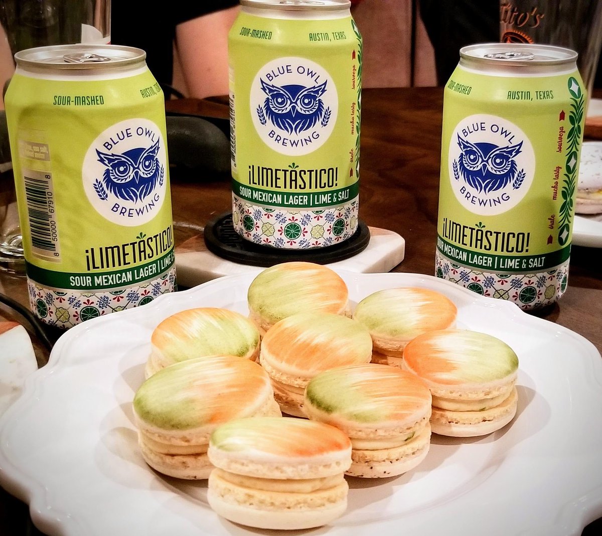 3BeersInPodcast's tweet photo. In our most recent episode we tried lime and chile macarons with ¡Limetastico! from @blueowlbrewing

Find it wherever you get podcasts

#podernfamily #bigheadsmedia #atx #austin #texas #craftbeer #macarons #ourgreatidea
#getyourdunkon
#thecoolguys
#3BeersIn

#ThisIsThePodcast https://t.co/8jTcuoDeAl