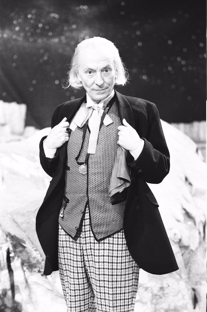  #DoctorWho s1 blu ray cover guess is the iconic An Unearthly Child look with cloak, hat and scarf. S2 could be the Web Planet variant with check tie and dark grey waistcoat with or without ADJ and white hat.