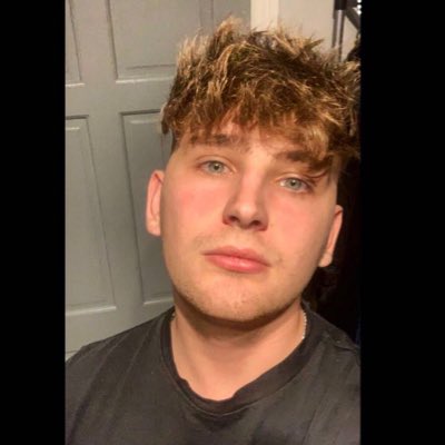 callanwelham1's tweet photo. #NewProfilePic https://t.co/QCIt6Twj4O