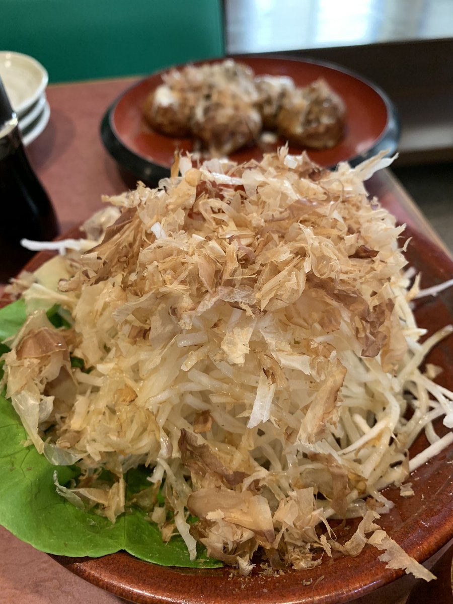 kurinmoko's tweet photo. 昼から飲むには
鉄板焼きが
最高なのよね 💕✨

＃たこりき本店 https://t.co/mPhKtw41GA