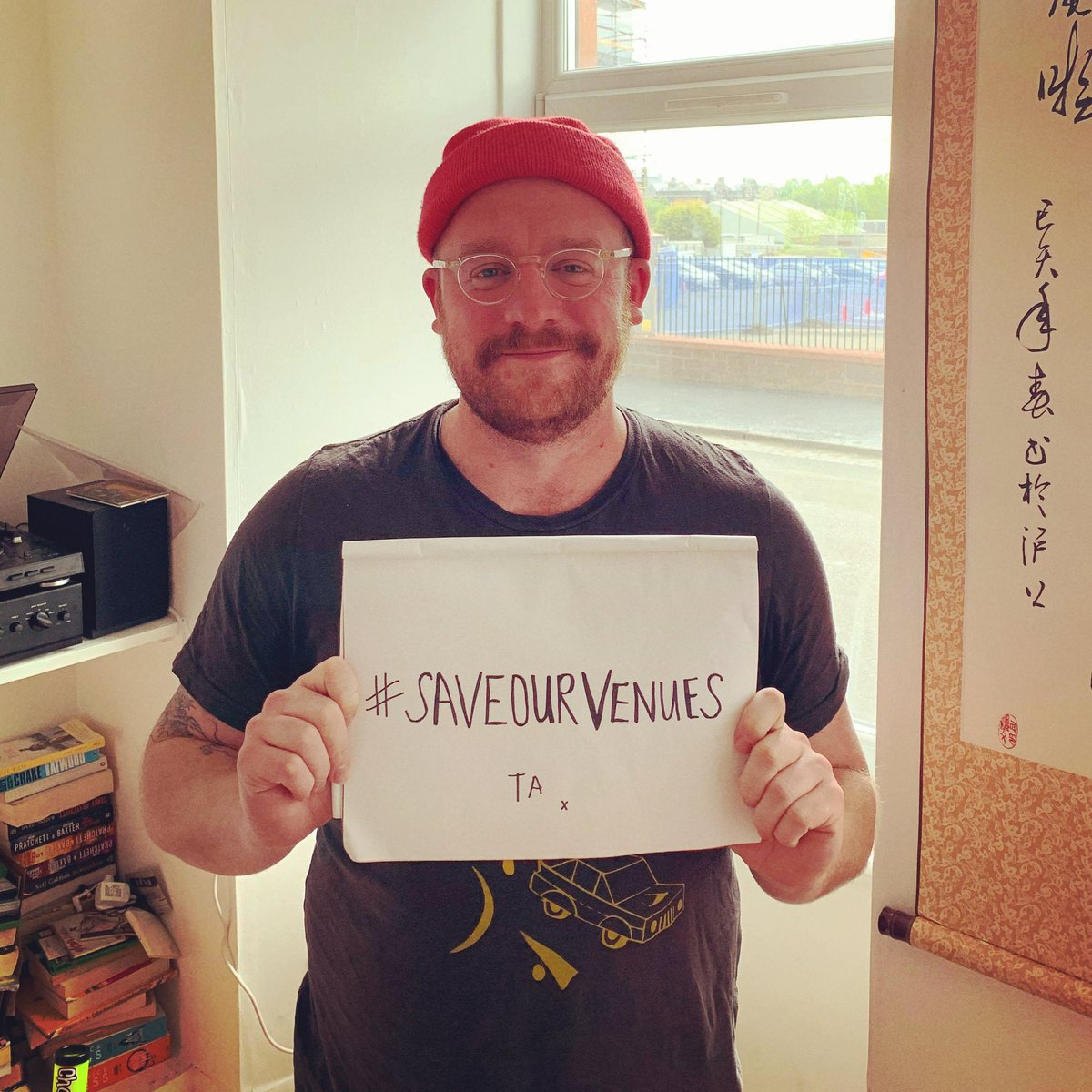 Oportobar's tweet photo. Ross aka @fiskurmusic is going live on Facebook at 5pm as part of #OportoTV 📺
We'll be sharing the feeds but be sure to tune in to his socials for some of his tunes & the odd cover 🎶❤️
RSVP for link: https://t.co/UakacTvyWY
#saveourvenues #fiskur https://t.co/snppTC3vad