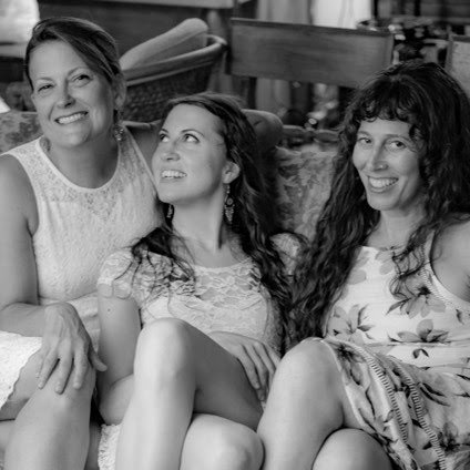 downtownakron's tweet photo. Catch a live-streaming performance from The Rhondas on @akroncivic Theatre's Facebook page, TODAY at 4 pm. Multi-instrumentalists, Multi-genre, 100% fun! https://t.co/BzDaFcBKQb #akron #akronmusic #theRhondas #shiveringTimbers #momojo https://t.co/15R8bH0GBv