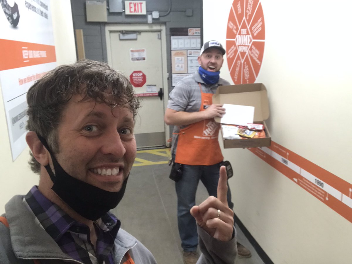 McFarrenGary's tweet photo. Stop 6....thank you @rmarl17 and the whole @THDMadisonHTS team for being safe and taking care of our associates and customers! Absolutely proud of YOU! ‘D21-8isgr8’ https://t.co/ihW9vh9qzk