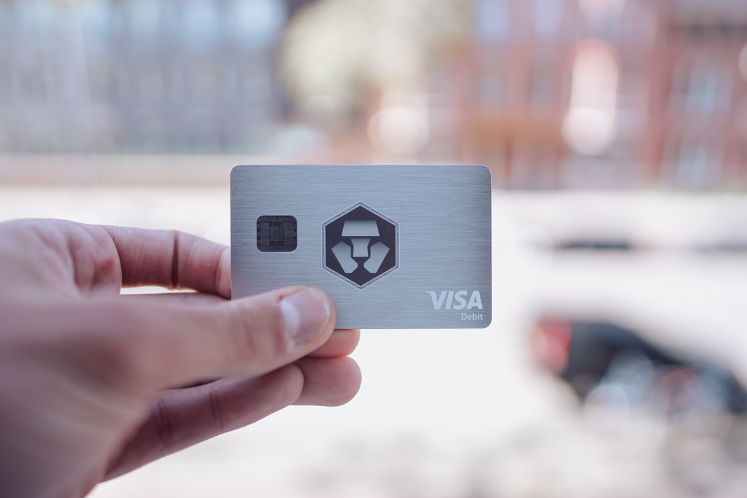 FlorentBerg2's tweet photo. Finally! After months of waiting, if not years, I received my Icy white card and received my first cashback. All thanks to https://t.co/cRiv7VgVQu. For those of you wondering, the purchase was a 55 inch TV 😎📺 https://t.co/BP2usZ3amh