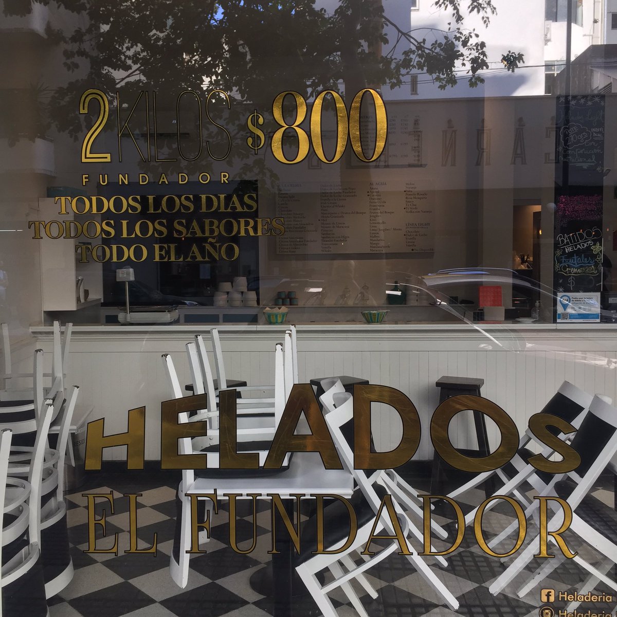 La promo de dos kilos de helado de <a href="/HeladosFundador/">El Fundador</a> x $800 deben ser la mejor relación precio/calidad de Buenos Aires