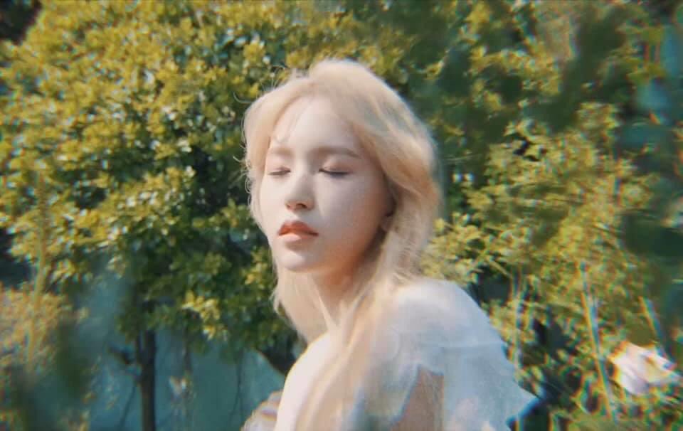 Artee!! 😍 #MINA_MOREandMORE