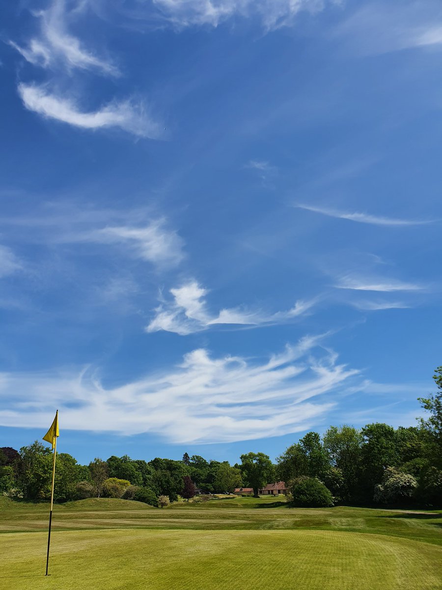 Manorgolfclub's tweet photo. It sure is good to be back 🏌️‍♂️ https://t.co/xvFuGyD9qV